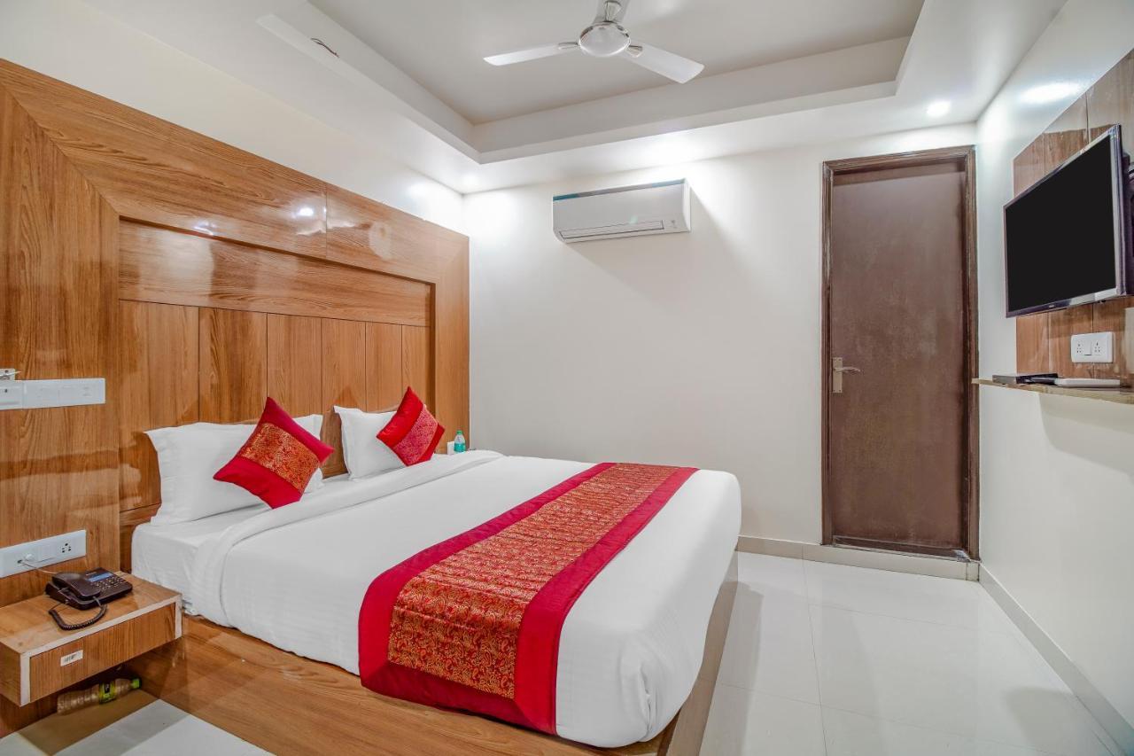 Hotel Classic Plaza At Delhi Airport นิวเดลี ภายนอก รูปภาพ