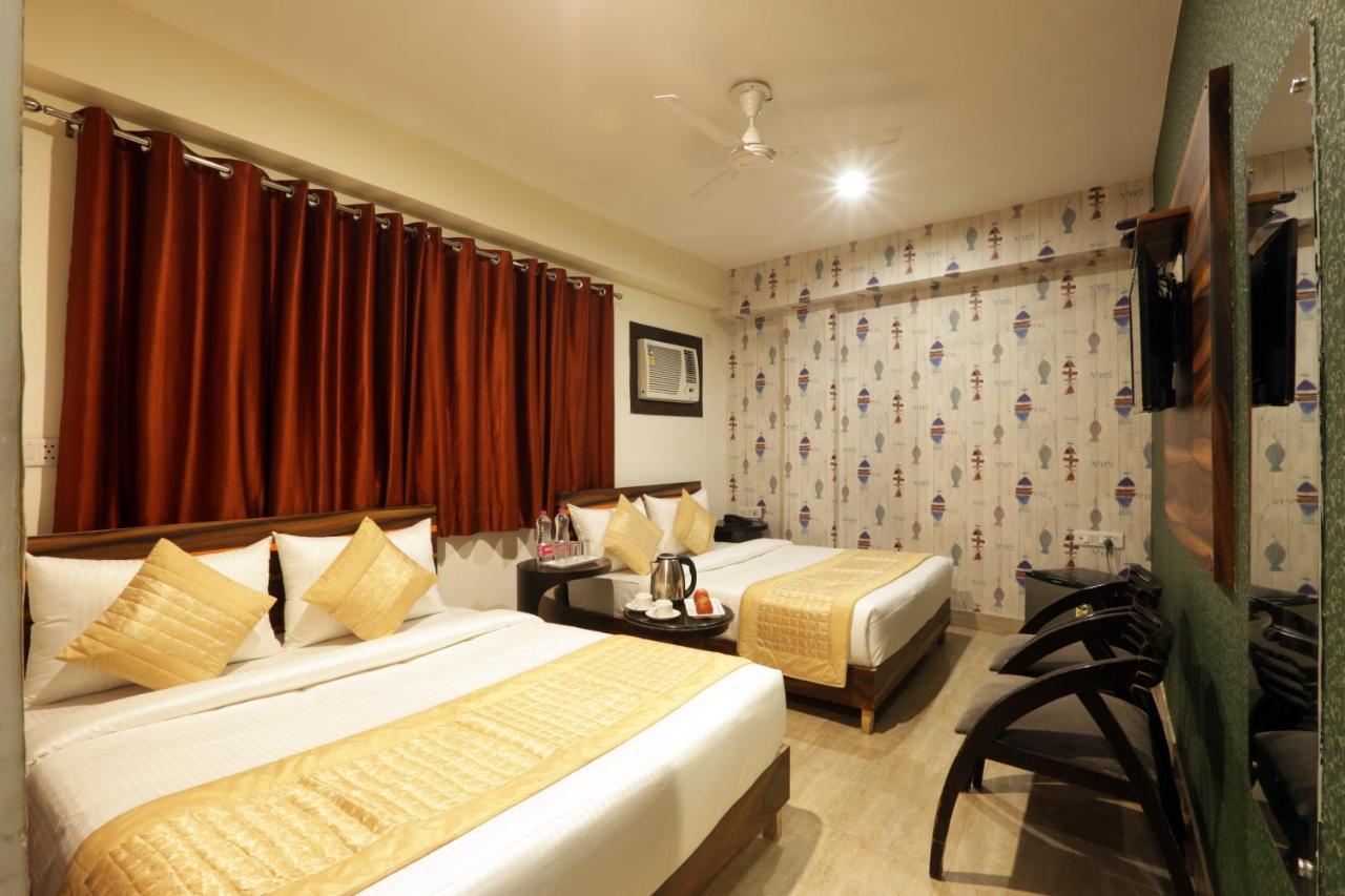 Hotel Classic Plaza At Delhi Airport นิวเดลี ภายนอก รูปภาพ