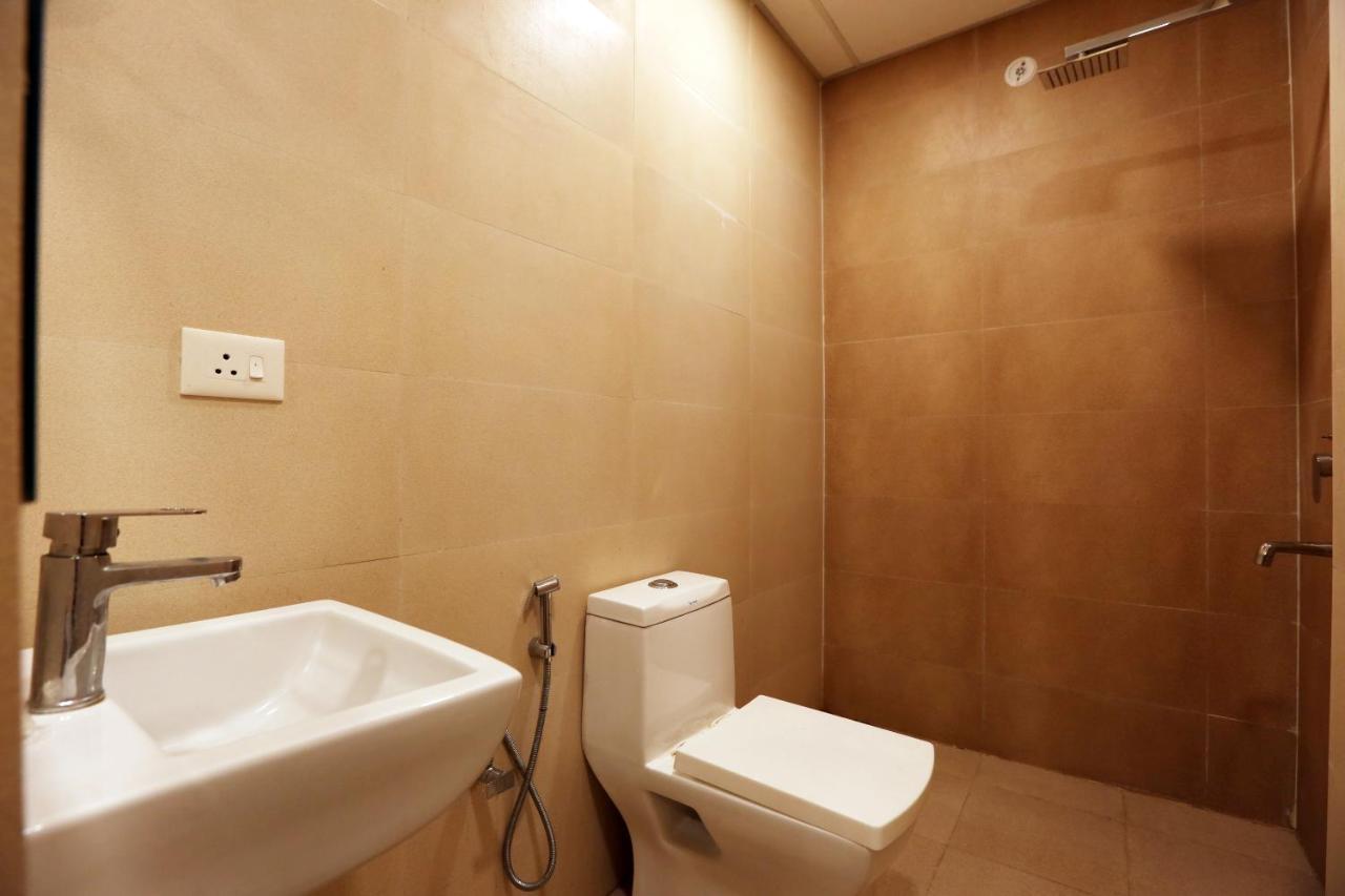 Hotel Classic Plaza At Delhi Airport นิวเดลี ภายนอก รูปภาพ