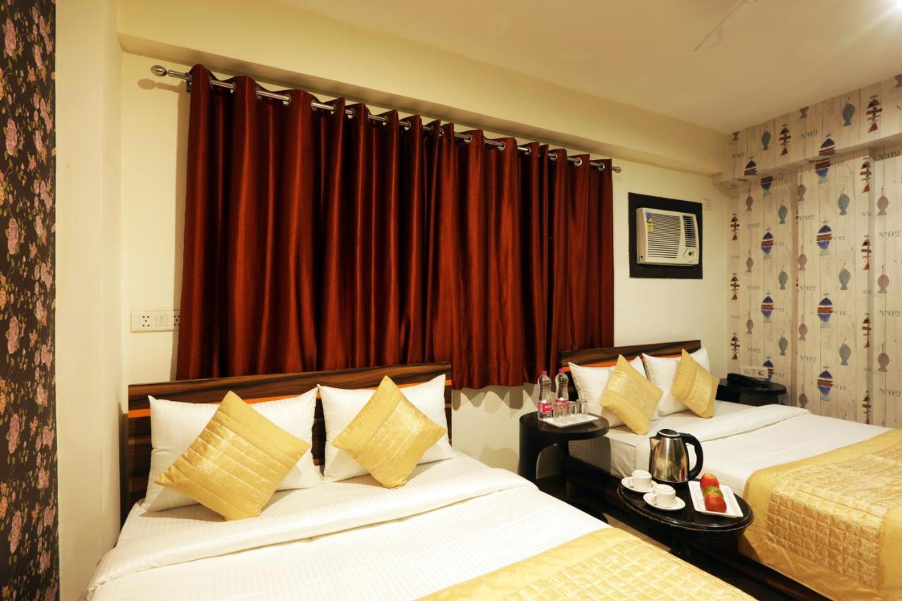 Hotel Classic Plaza At Delhi Airport นิวเดลี ภายนอก รูปภาพ