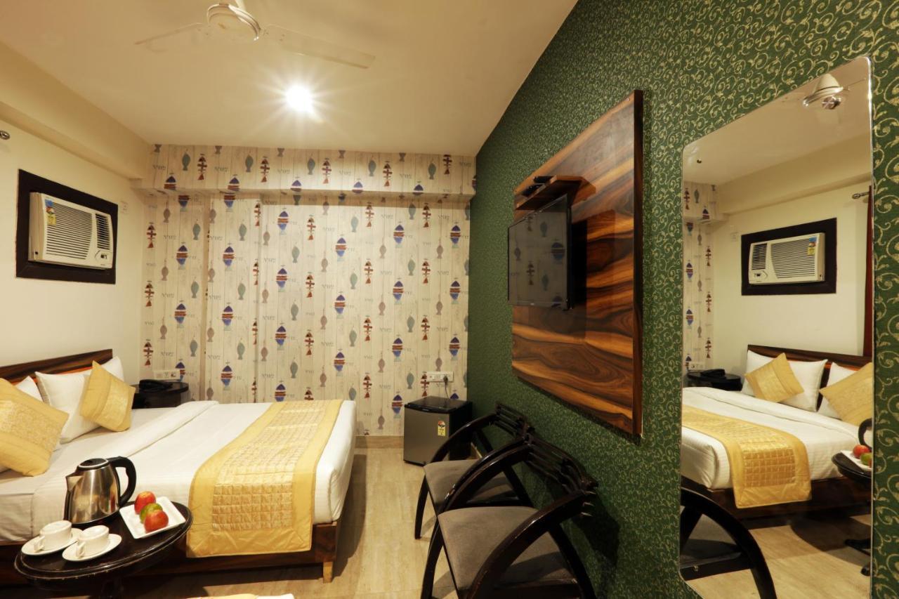 Hotel Classic Plaza At Delhi Airport นิวเดลี ภายนอก รูปภาพ